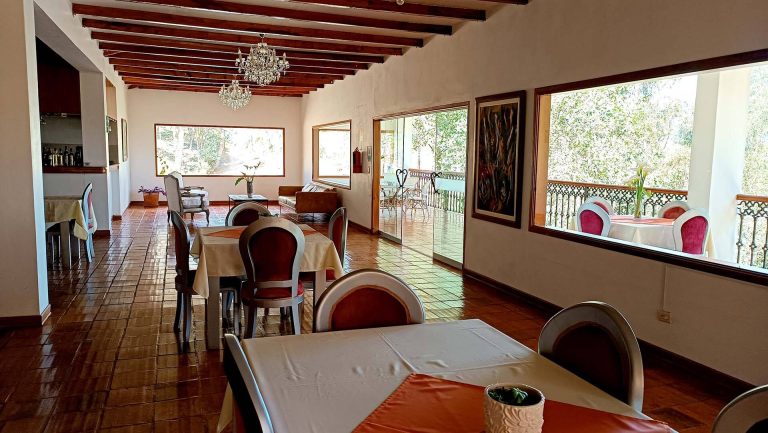 restaurant-2